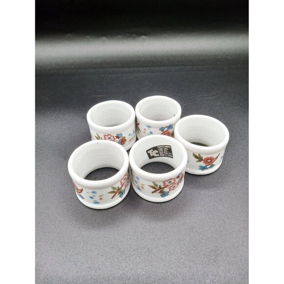 Set of 5 Town and Country Linen Corp Porcelain Floral Napkin Rings Fifth Ave. NY - Picture 8 of 12